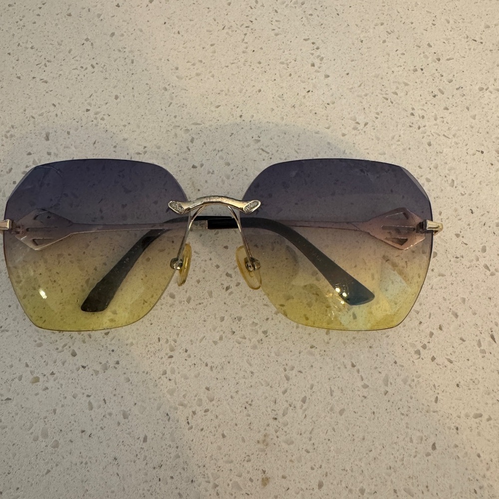 Tom Ford Purple and Yellow Gradient Sunglasses with Gold Details